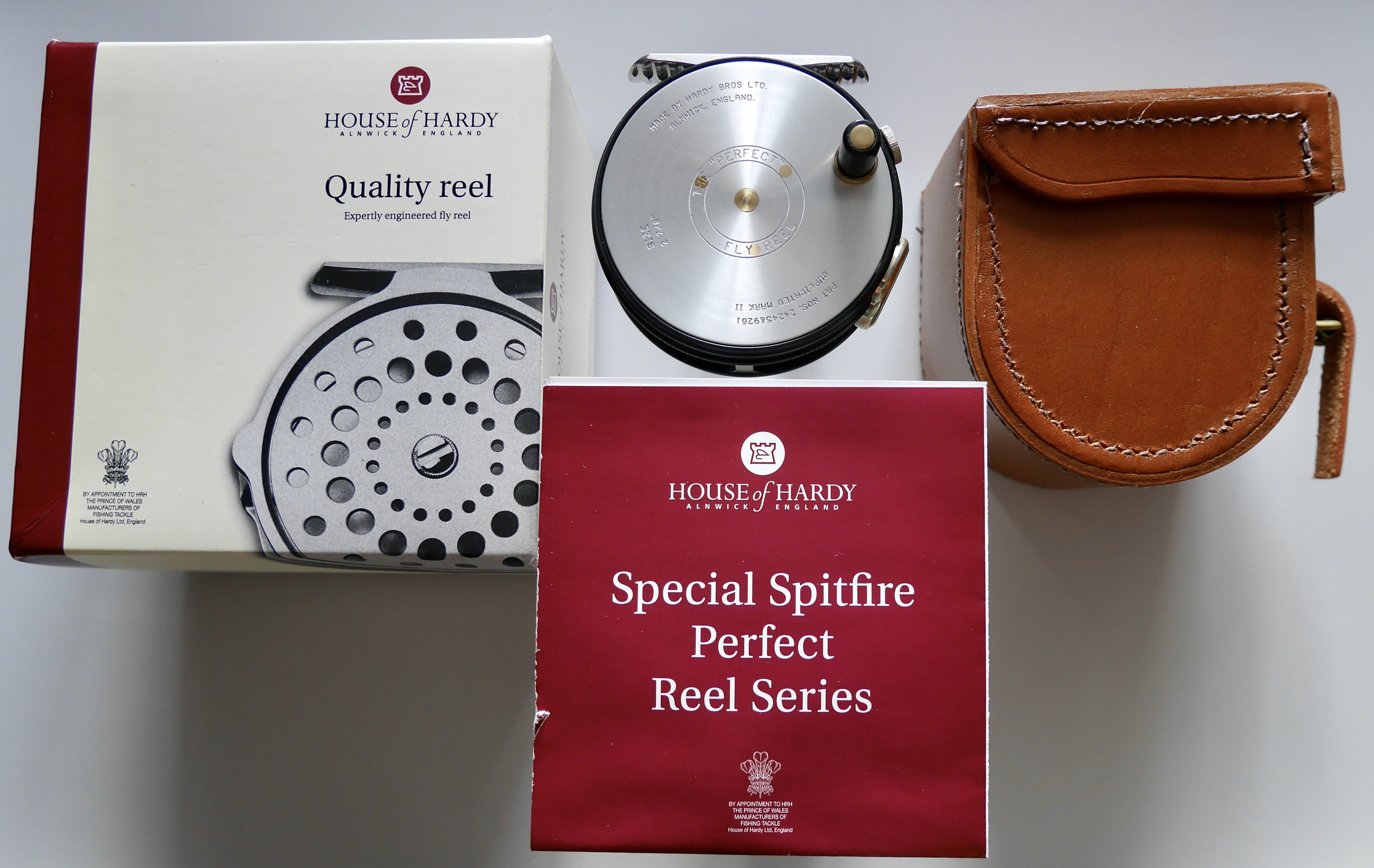 Hardy the Spitfire Perfect 27/8" no. 158 / 250 från 1998 mint i ask, läderfodral o papper.
