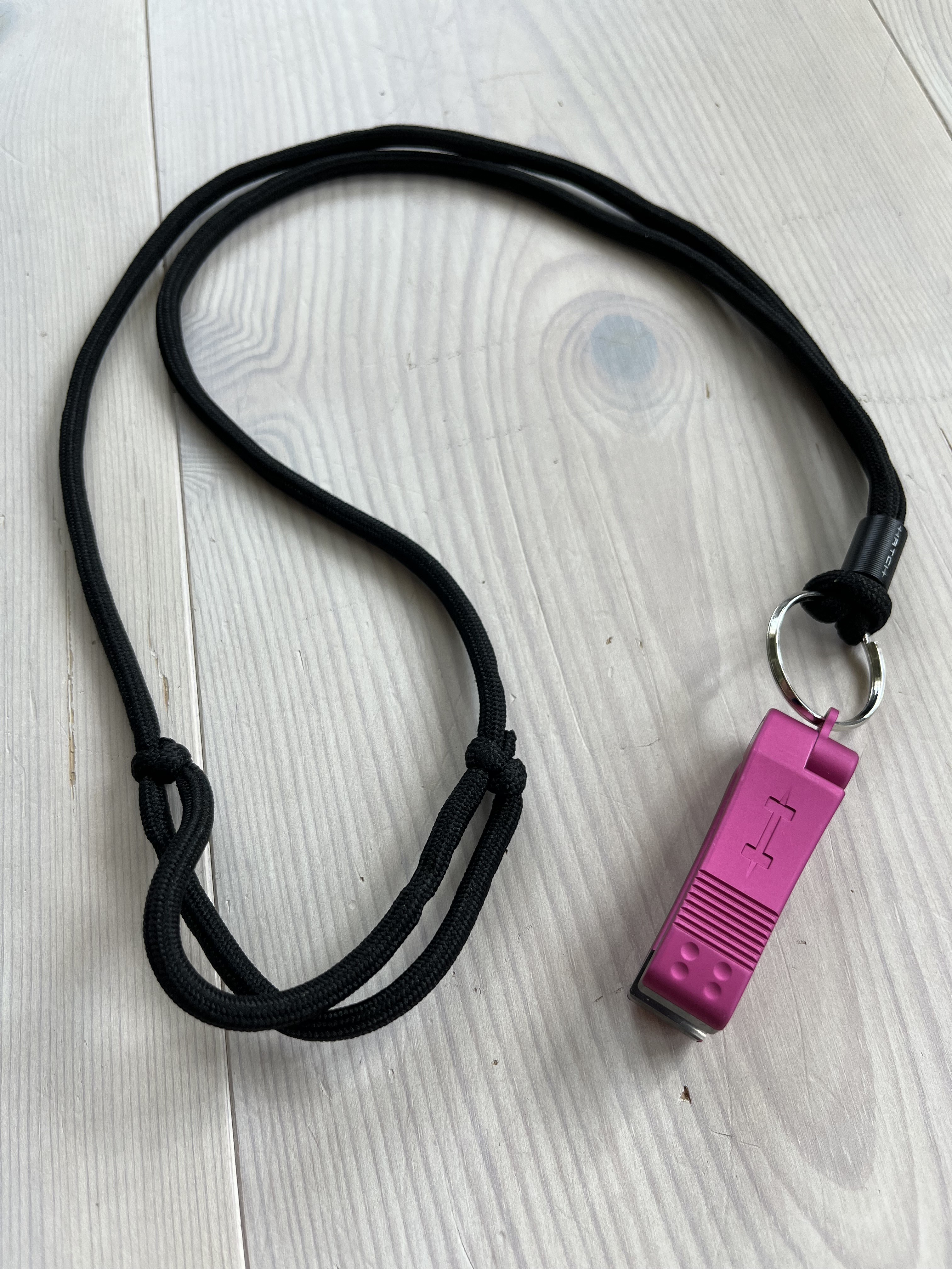 Hatch Nipper 3 - Hot Pink