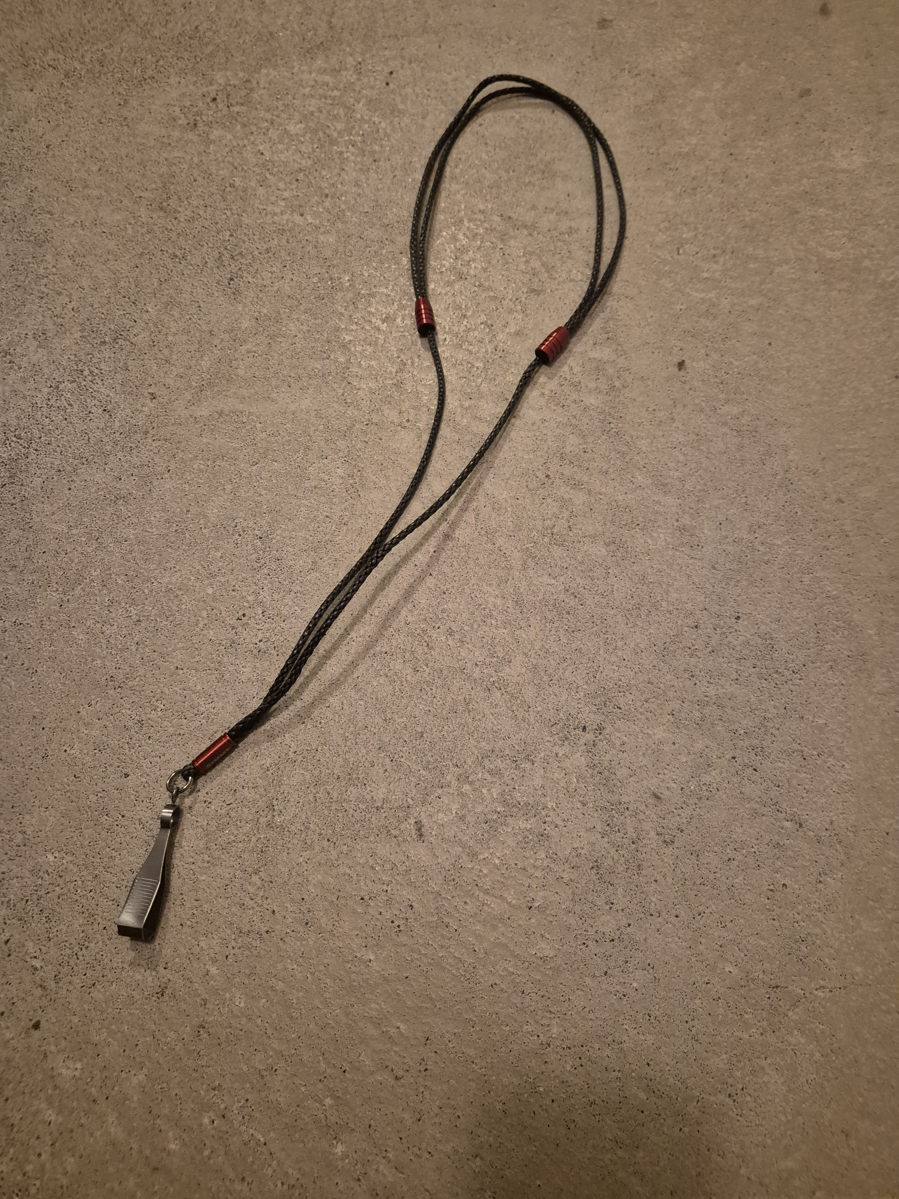 Simms lanyard